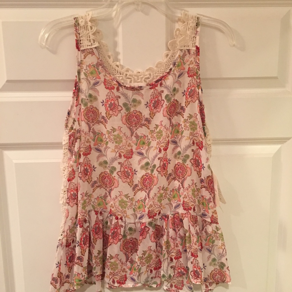 Altar’d State Multi Colored Sleeveless Flowy Top